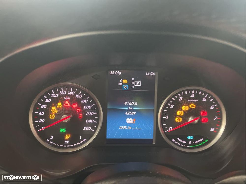 Mercedes-Benz GLC 300 e 4Matic - 6