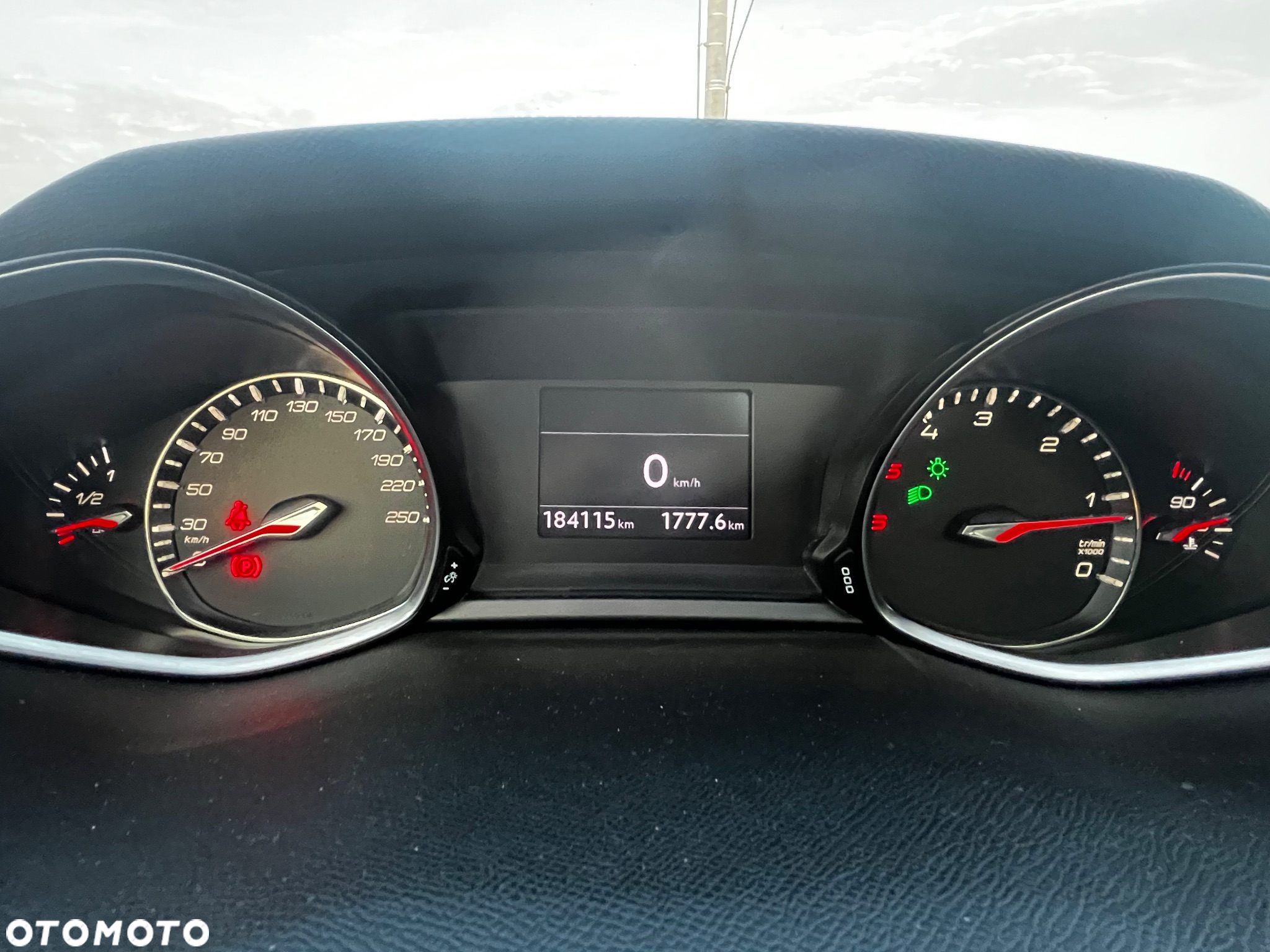 Peugeot 308 1.6 e-HDi Access S&S - 9