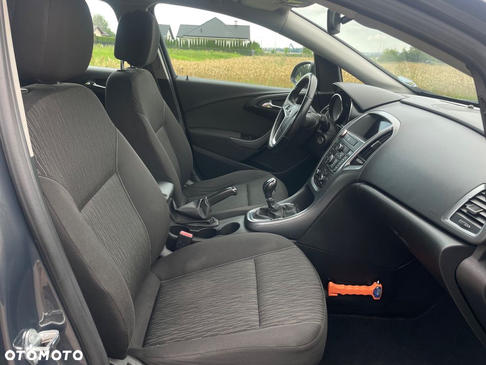 Opel Astra 1.6 D (CDTI) Start/Stop Innovation - 16