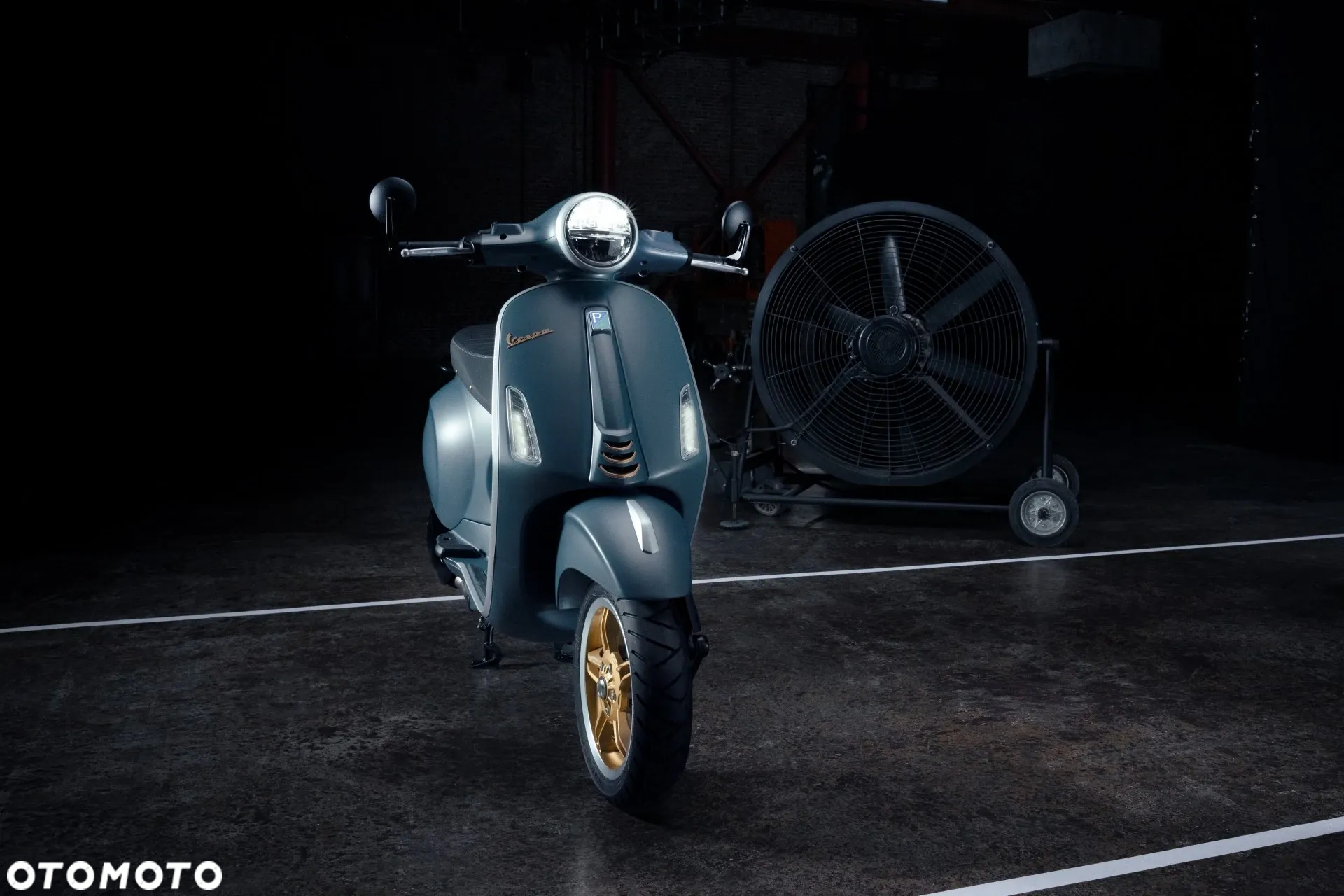 Vespa Primavera - 2
