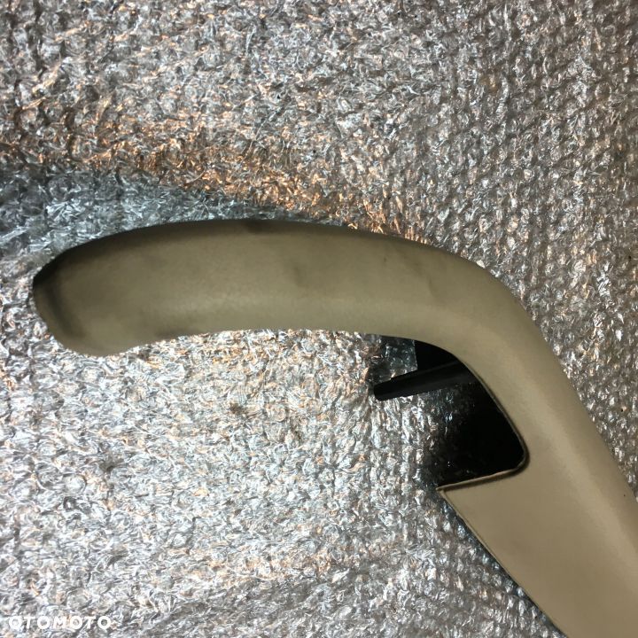 UCHWYT RĄCZKA DRZWI AUDI A4 B6 8E0867374 TWIST - 2