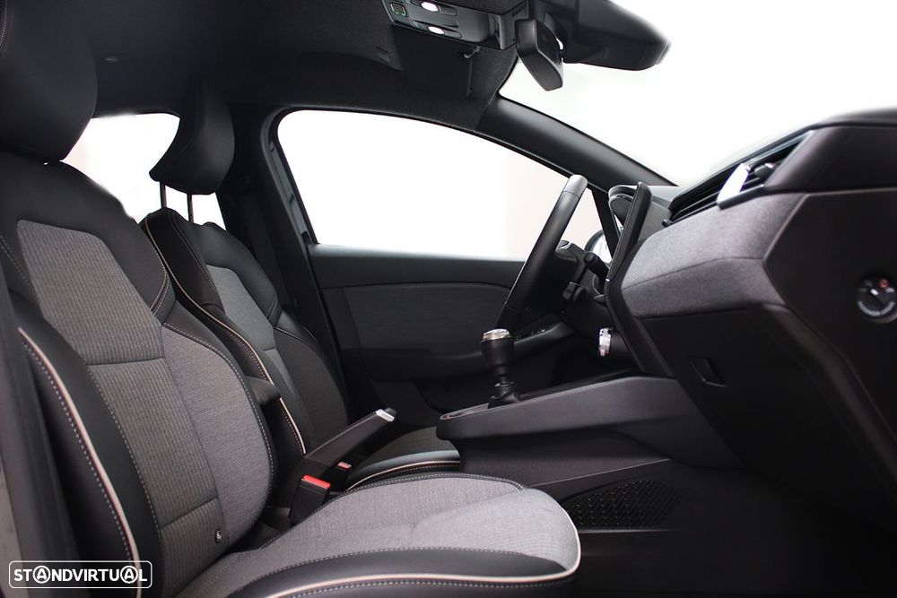 Renault Clio 1.0 TCe Techno - 21