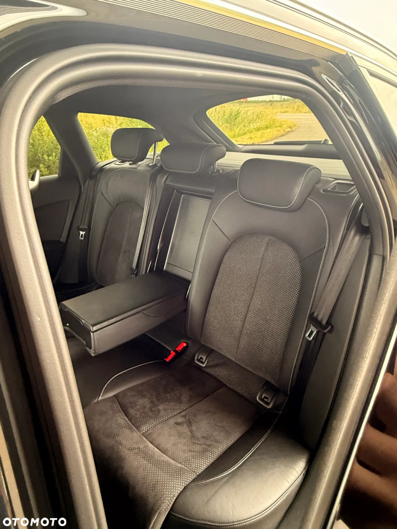 Audi A6 Avant 2.0 TDI quattro S tronic - 30
