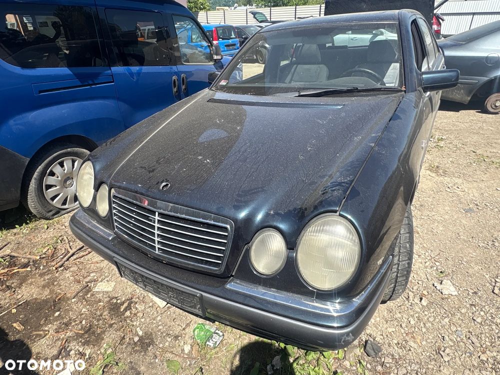 SILNIK MERCEDES E 220 DIESEL PRZEBIEG 244tyś. km - 3