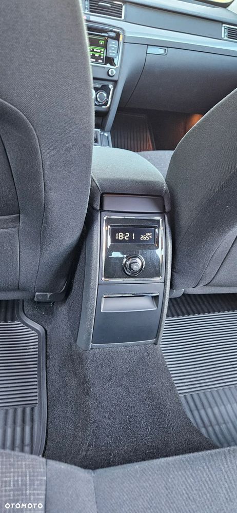 Skoda Superb 1.4 TSI Ambition - 11