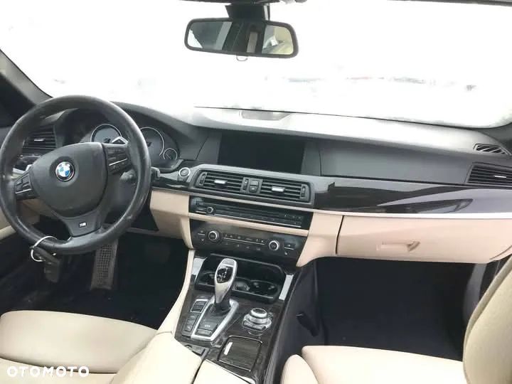 BMW Seria 5 535i xDrive - 36