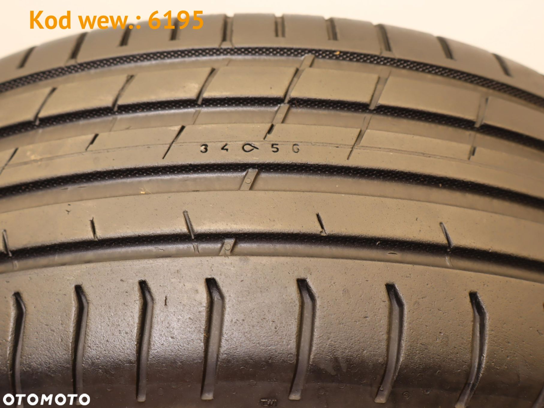Nokian Powerproof - 215/55 R17 - 8
