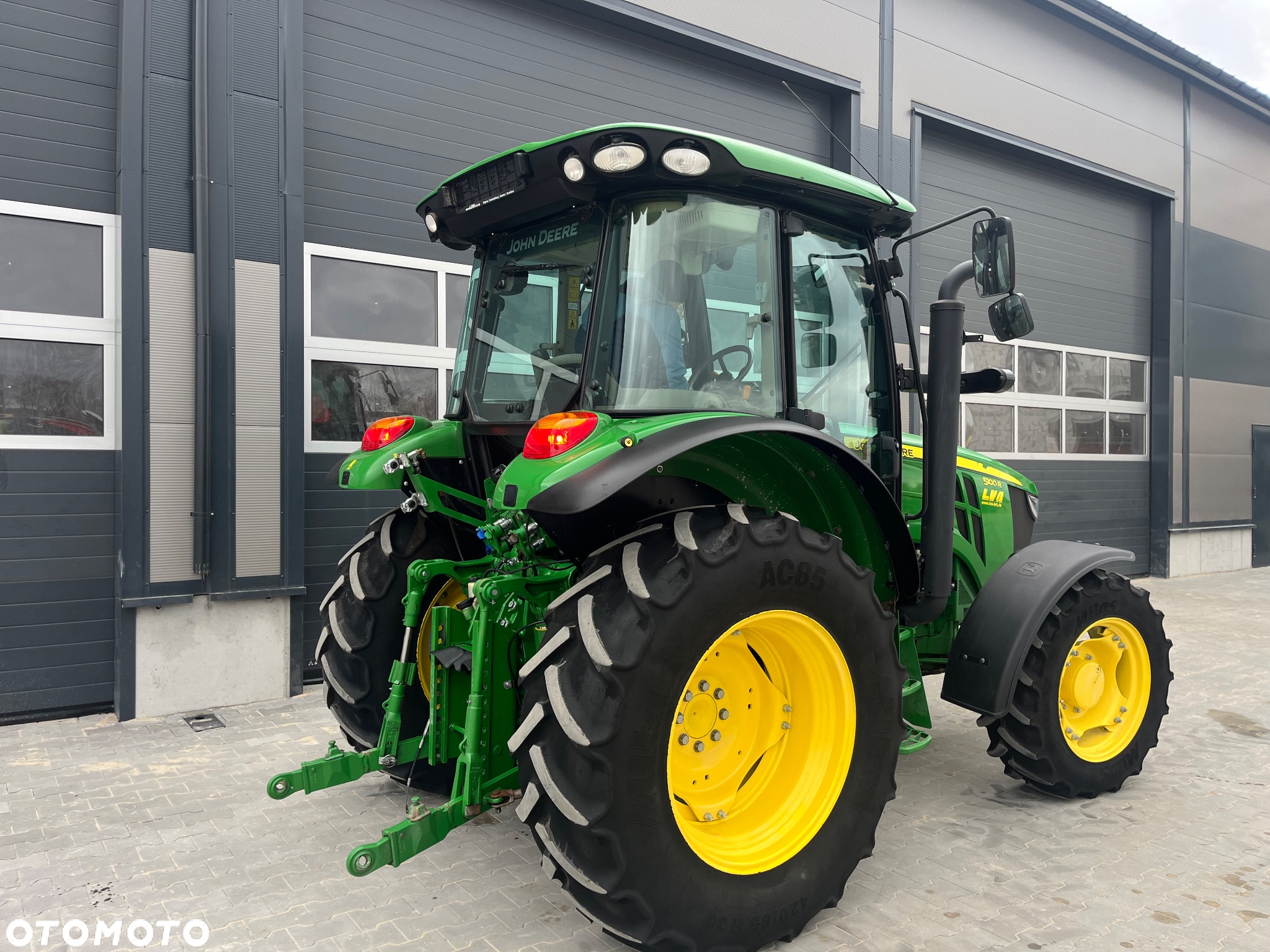 John Deere 5100r - 4