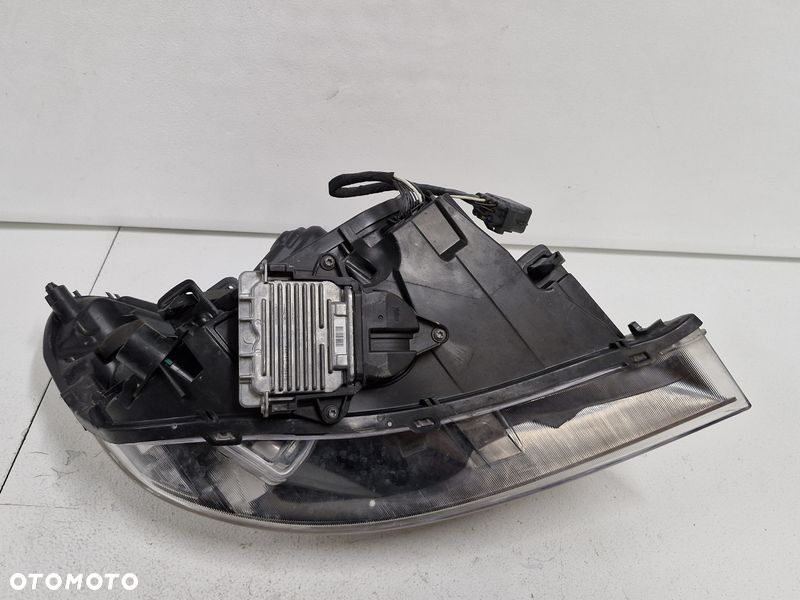 VOLVO S60 2 II LAMPA LEWY PRZÓD LEWA PRZEDNIA REFLEKTOR XENON UK 31299992 - 10