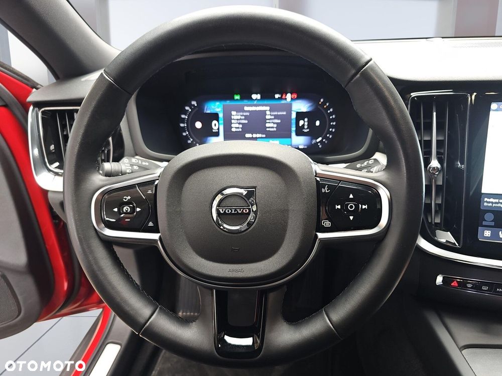 Volvo V60 Cross Country Plus B5 B AWD - 13