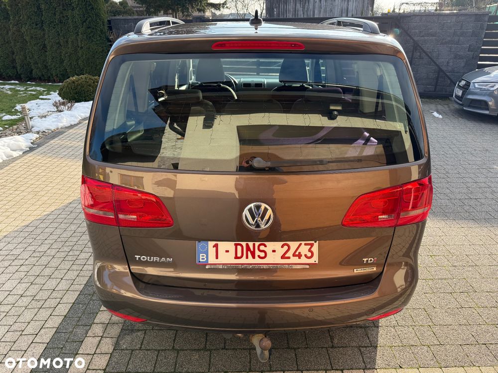 Volkswagen Touran 1.6 TDI DPF BlueMotion Technology Highline - 13