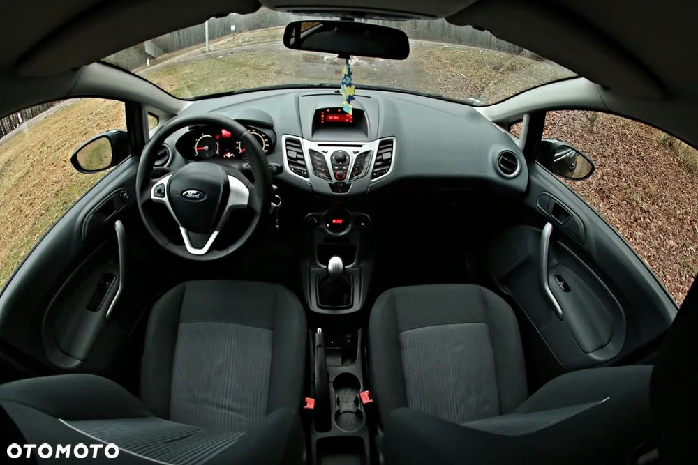 Ford Fiesta 1.25 Champions Edition - 10