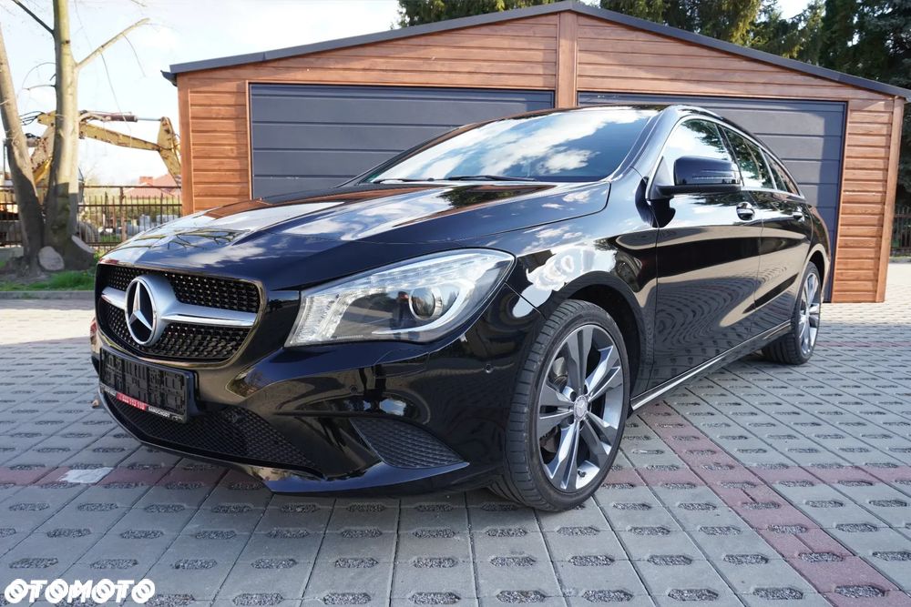 Mercedes-Benz CLA 200 Peak Edition - 12