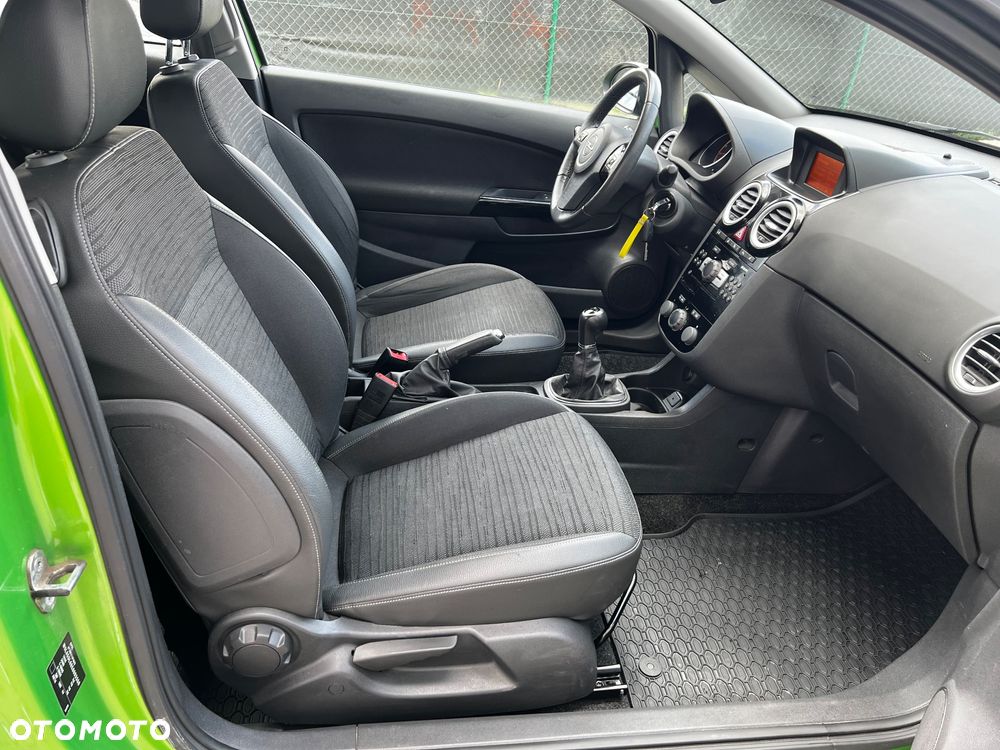 Opel Corsa 1.4 Color Edition - 20