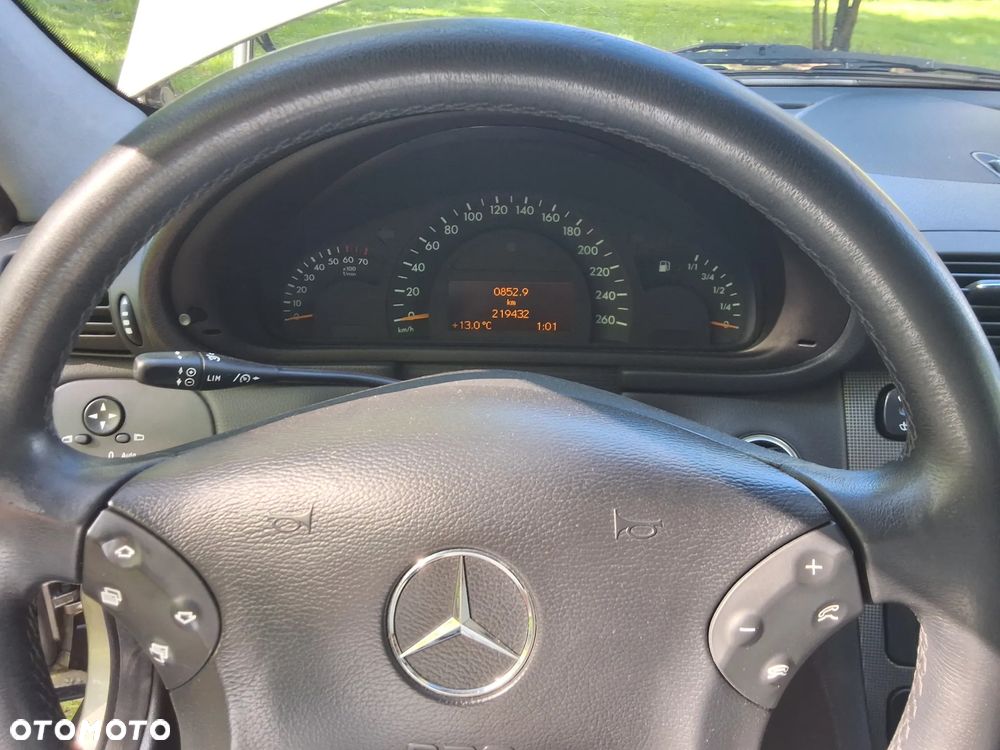 Mercedes-Benz Klasa C 200 Kompressor Avantgarde Sport Edition - 25