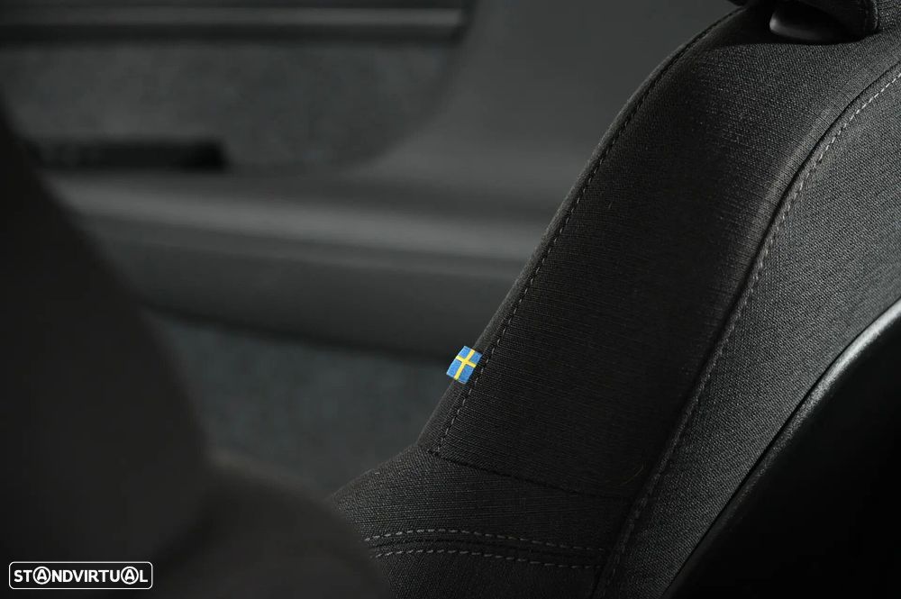 Volvo XC 40 1.5 T2 Momentum - 25