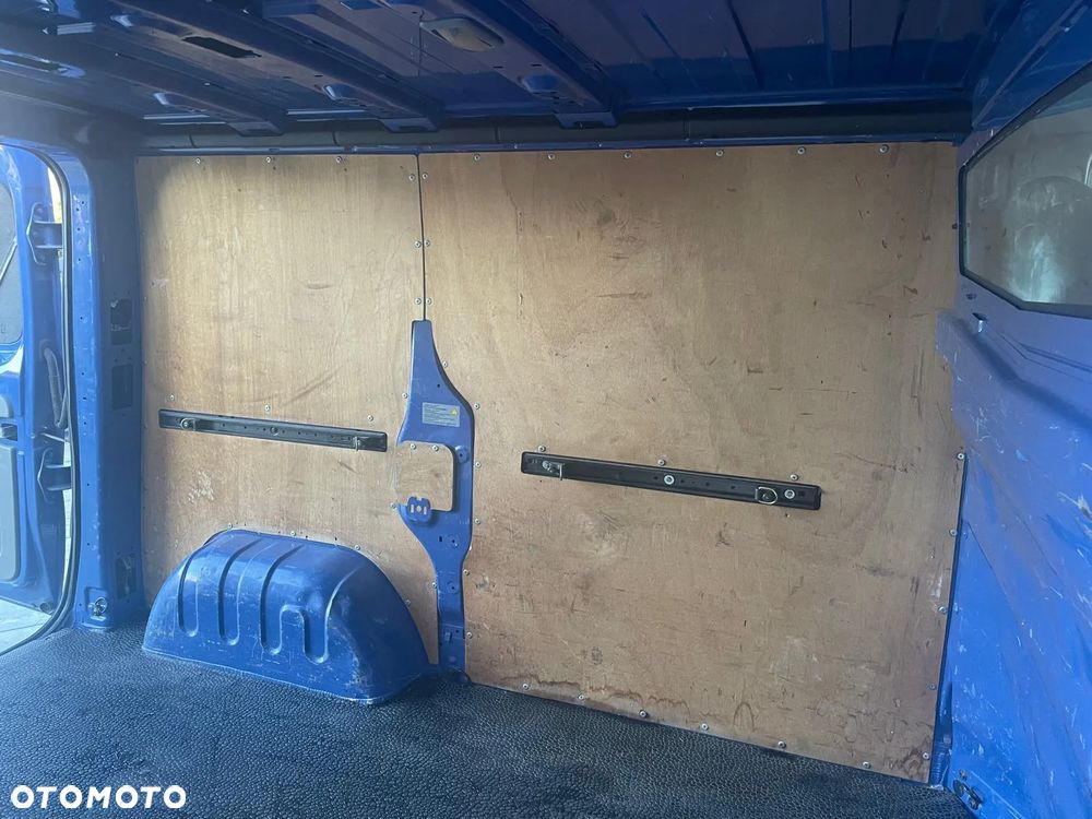 Opel Opel Vivaro 2.5 CDTI - 10