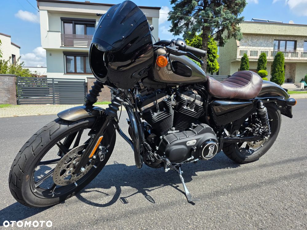 Harley-Davidson Sportster Iron 883 - 1