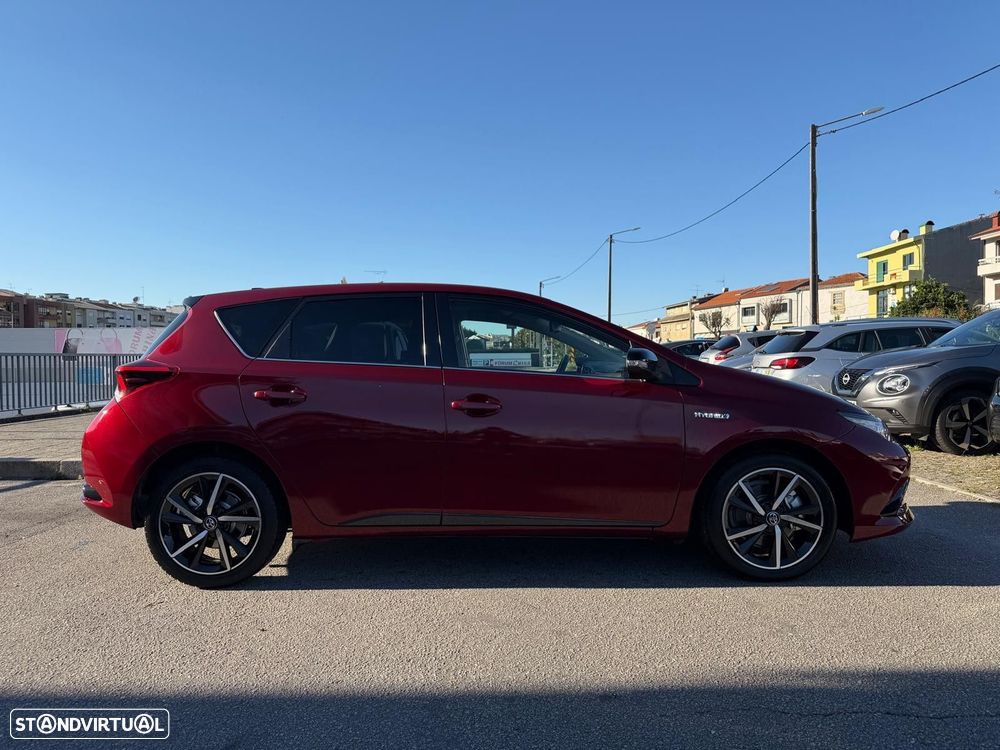 Toyota Auris 1.8 HSD Comfort +P.Sport+Navi - 5