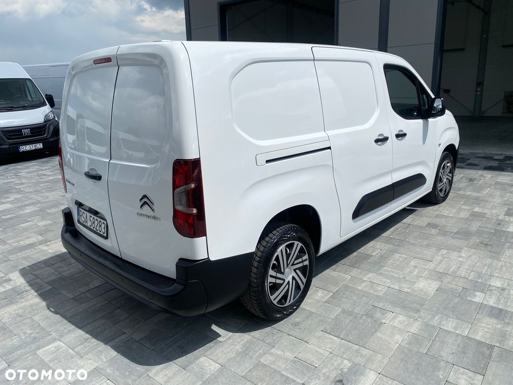 Citroën BERLINGO 1.6 HDI, MAX długi, 3-osobowy, klimatyzacja, zakupiony w salonie w Rzeszowie - 34