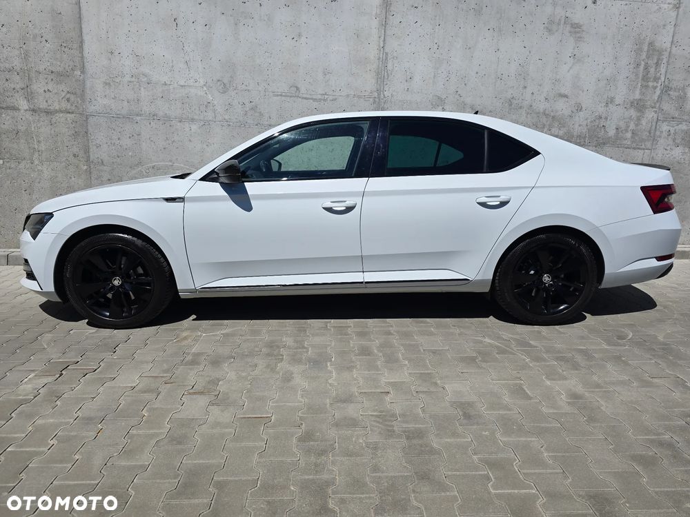 Skoda Superb 2.0 TDI SCR Sportline DSG - 3