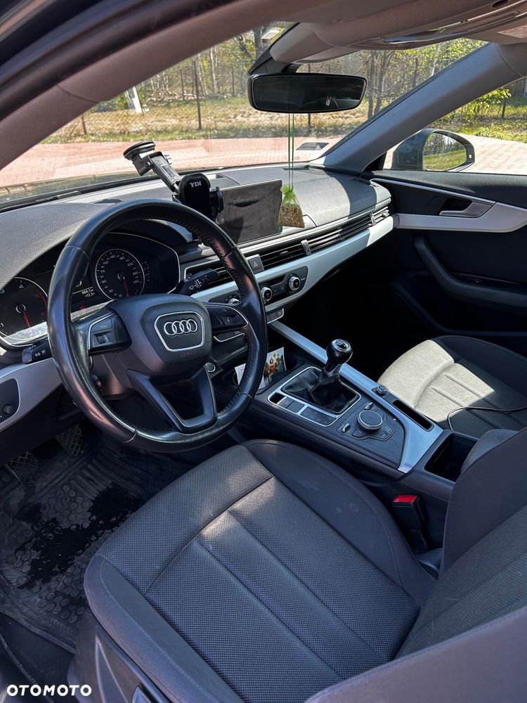 Audi A4 Limousine 2.0 TDI - 9