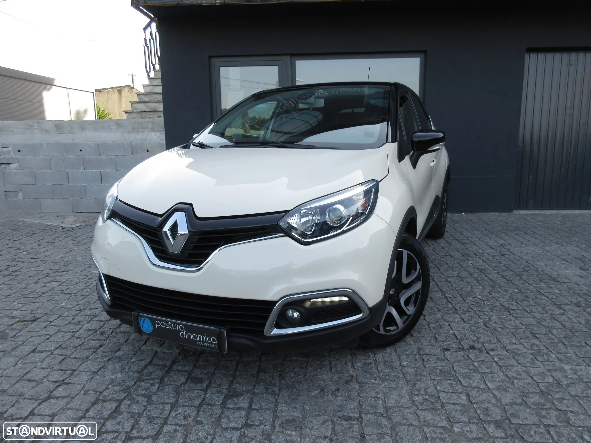 Renault Captur 1.2 TCe Exclusive EDC - 2