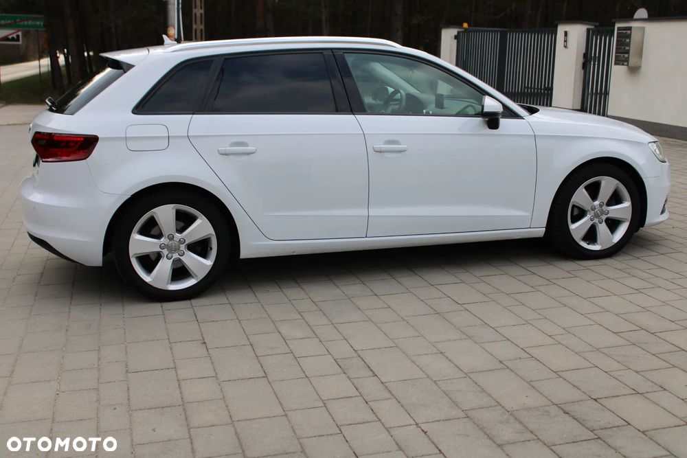 Audi A3 Sportback 2.0 TDI - 16