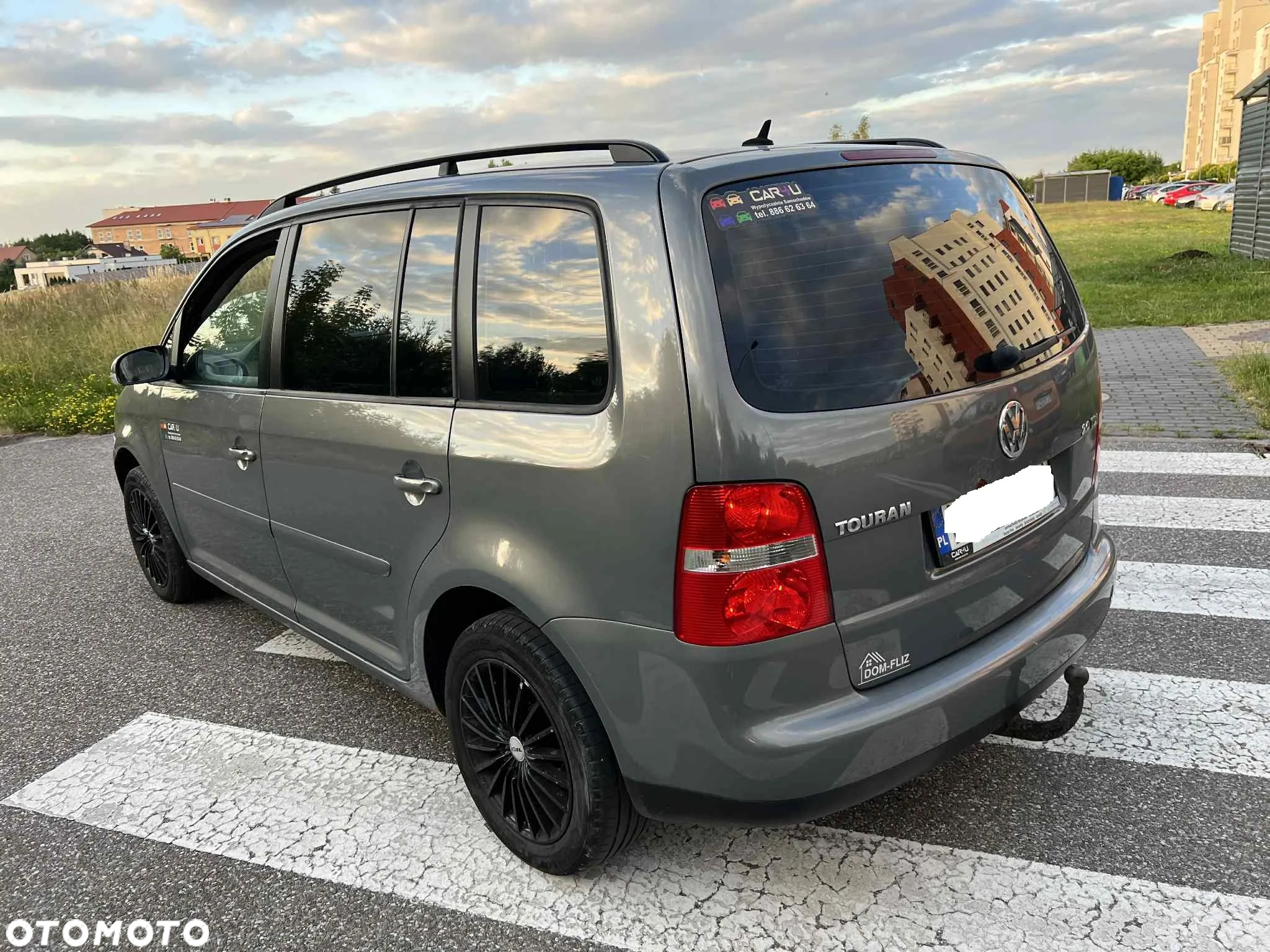 Volkswagen Touran 2.0 TDI Highline DSG - 4