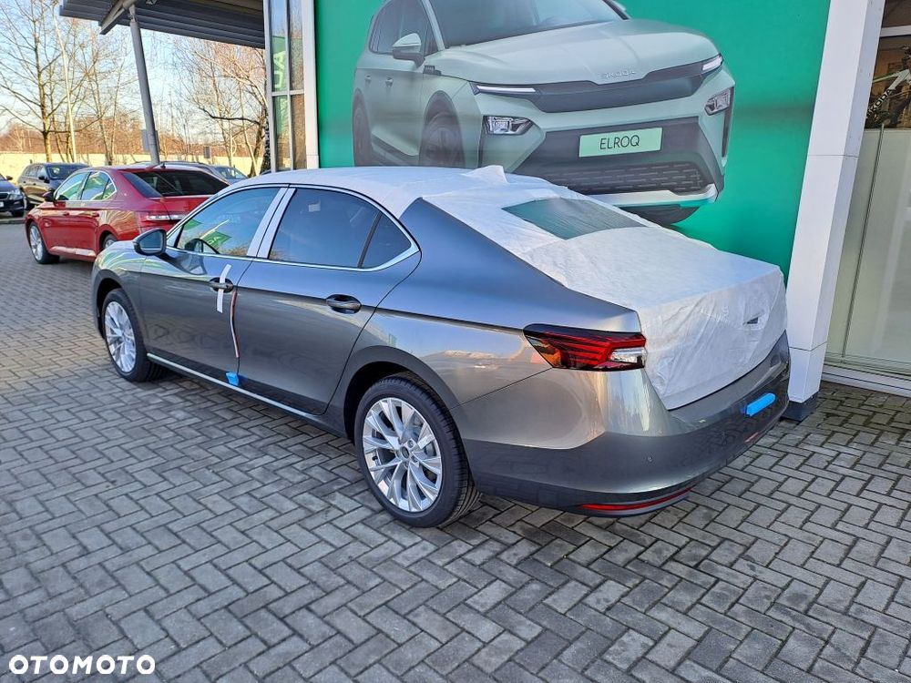 Skoda Superb 2.0 TSI Drive DSG - 2