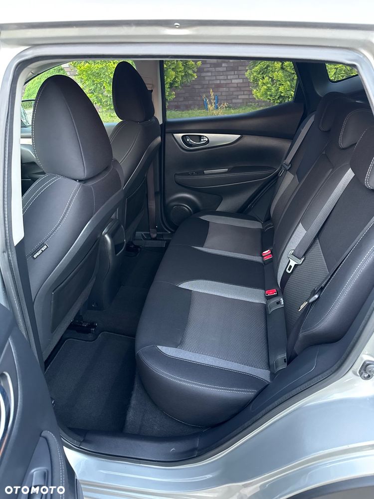 Nissan Qashqai 1.2 DIG-T Xtronic 360 - 11