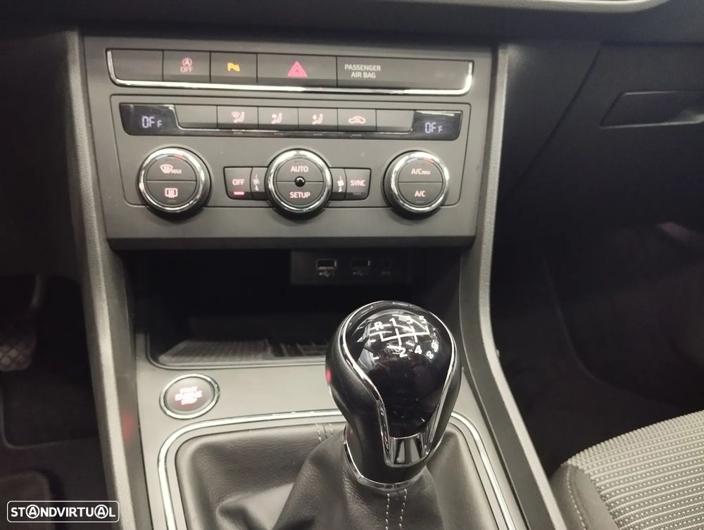SEAT Leon 1.6 TDI Style S/S - 34