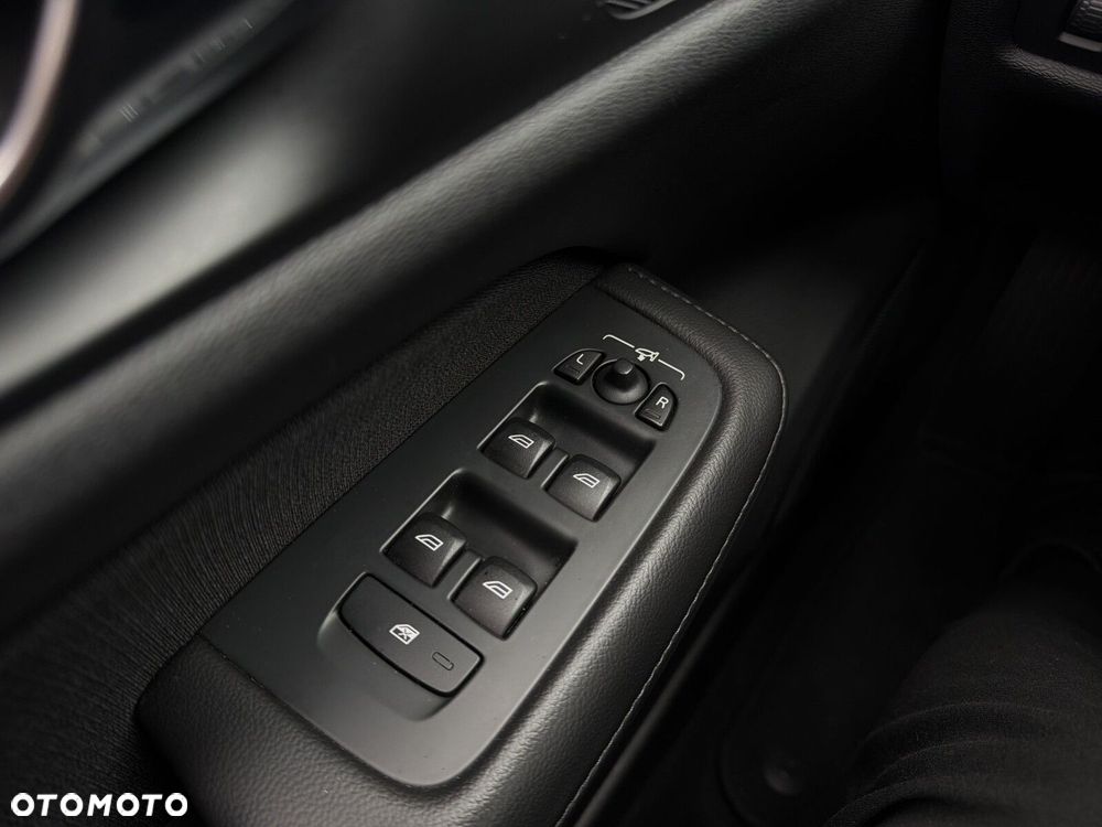 Volvo V60 D3 Momentum - 23
