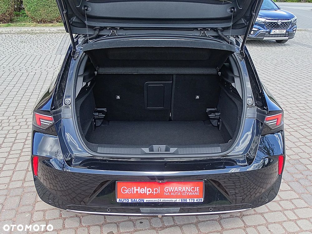 Opel Astra 1.2 Turbo GS - 38