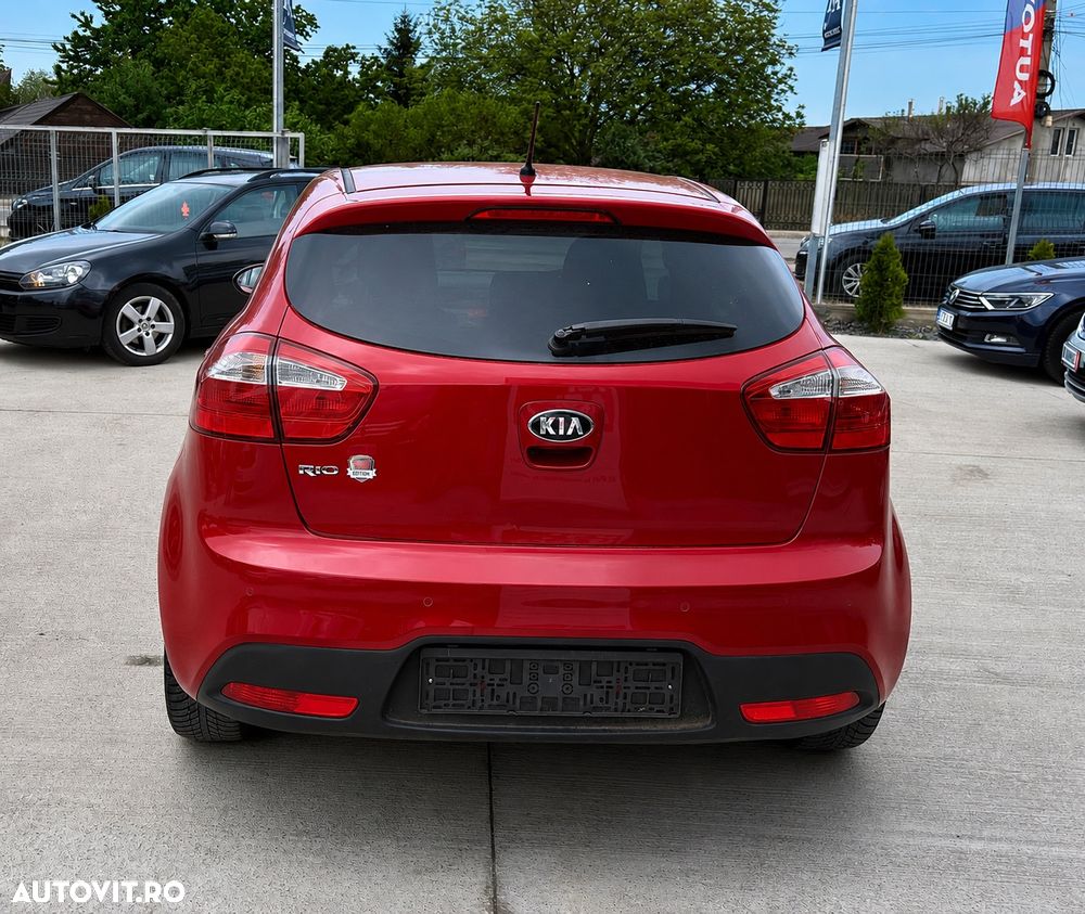 Kia Rio 1.2 Dream Team Edition - 9