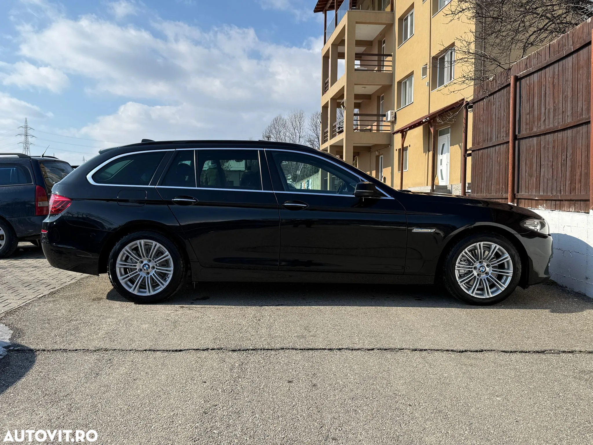 BMW Seria 5 520d xDrive Touring Aut. Luxury Line - 21
