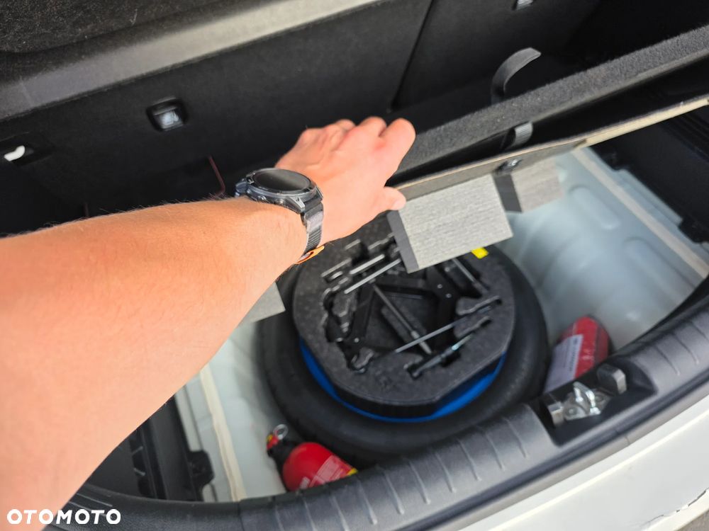 Kia Rio 1.4 L - 26