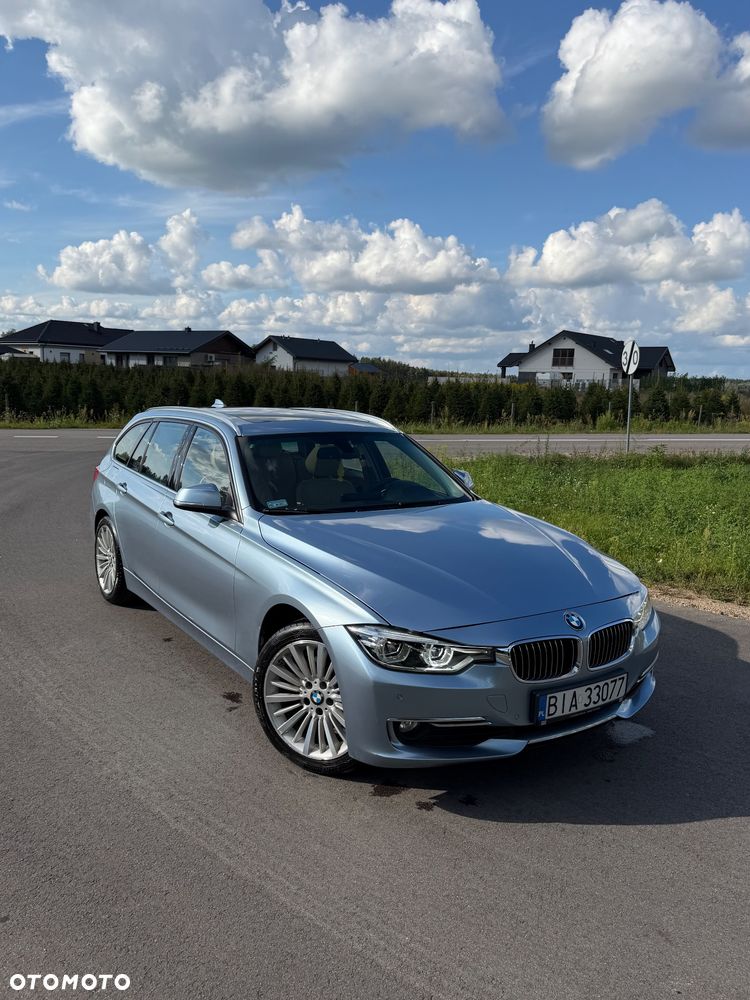 BMW Seria 3 328i xDrive Luxury Line - 1