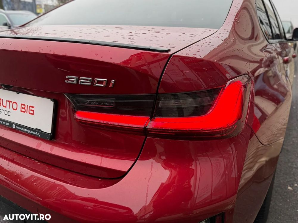 BMW Seria 3 320i xDrive AT - 7