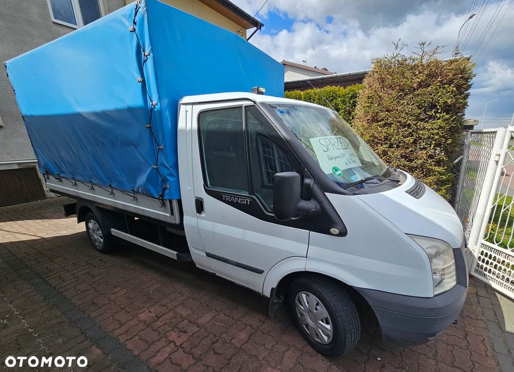 Ford Transit - 1