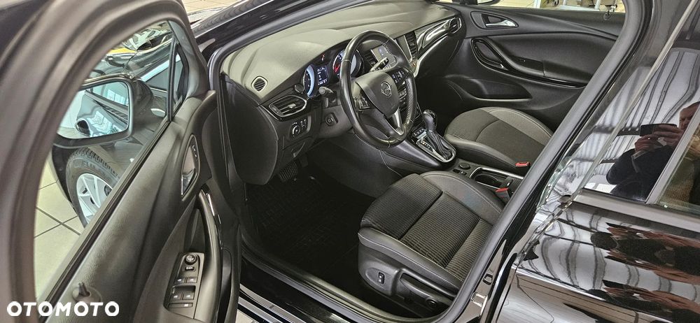Opel Astra 1.4 T Elegance S&S - 8