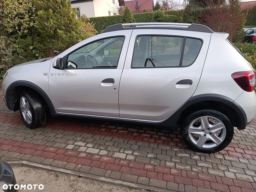 Dacia Sandero Stepway TCe 90 Prestige - 4