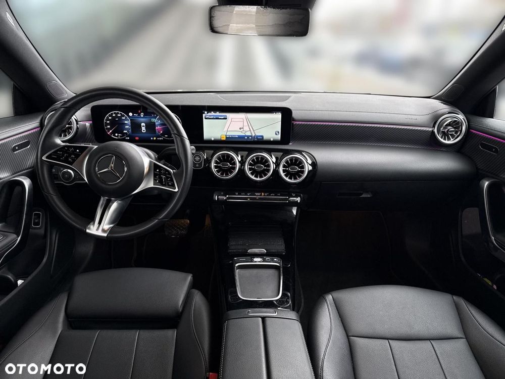 Mercedes-Benz CLA - 17