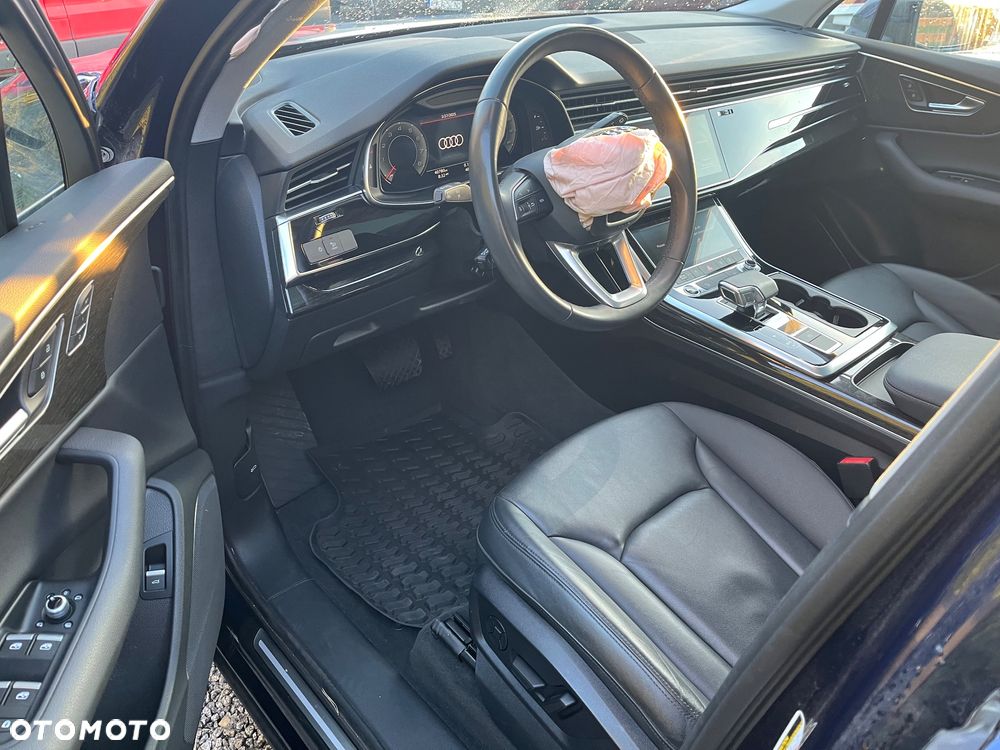 Audi Q7 55 TFSI quattro tiptronic - 27