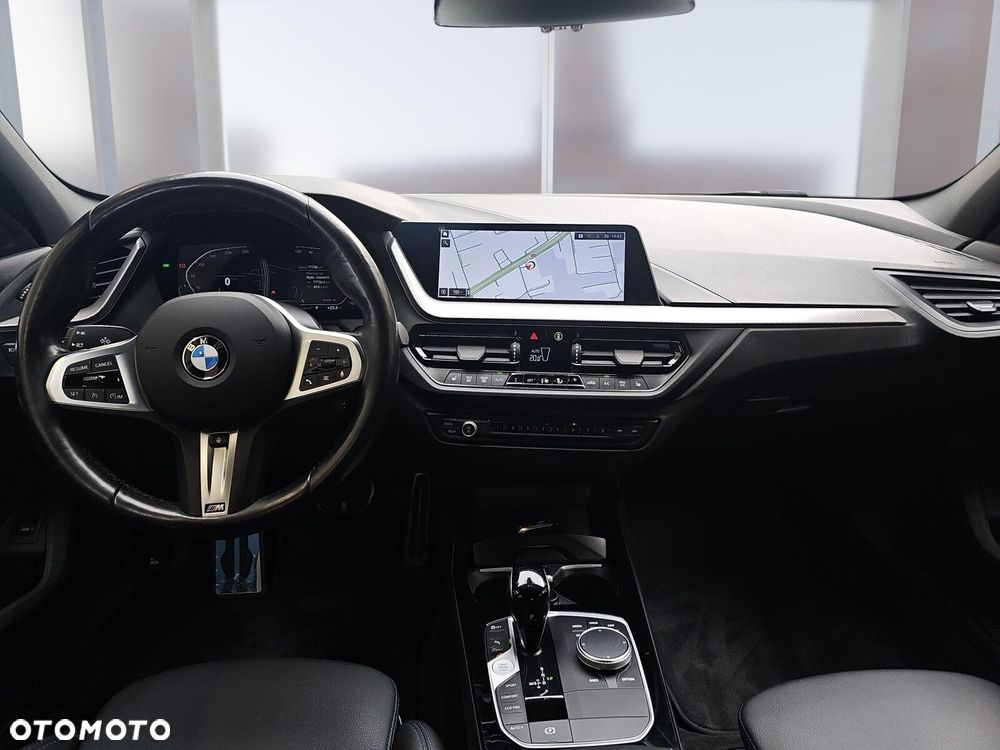 BMW Seria 1 118i M Sport - 8
