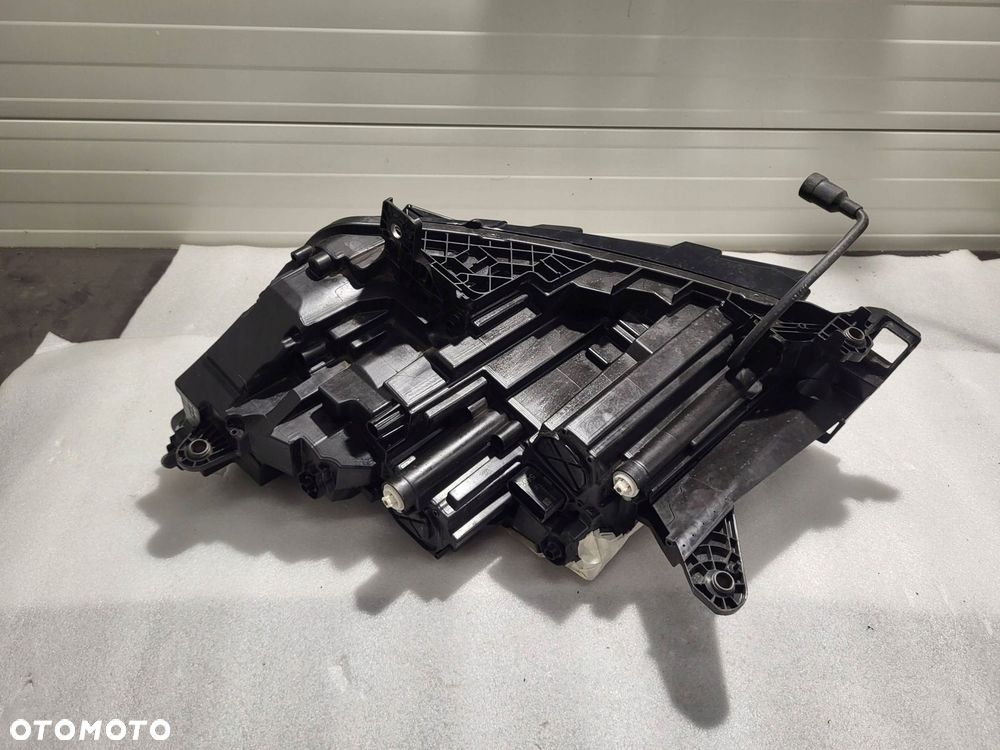 volkswagen transporter t9 iq led przód strona prawa s741-13e016-af - 2