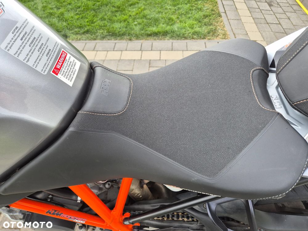 KTM Super Duke - 21