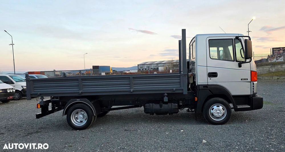 Nissan ATLEON 35TK35, 3.0 TDI, 150cp, 180.254 km, basculabil 3 parti , 4.2m,  3.5 t, cat. B, 11/2007 (serie 2008), factura, seap, finantare PJ, rate PF - 12