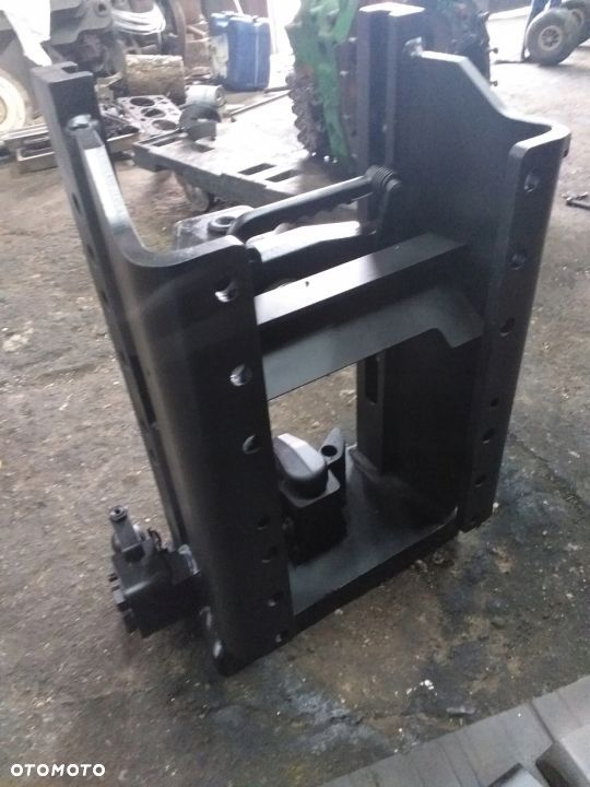 ZACZEP AUTOMATYCZNY KULA SZYNA CASE CVX 1170 126KW - 3