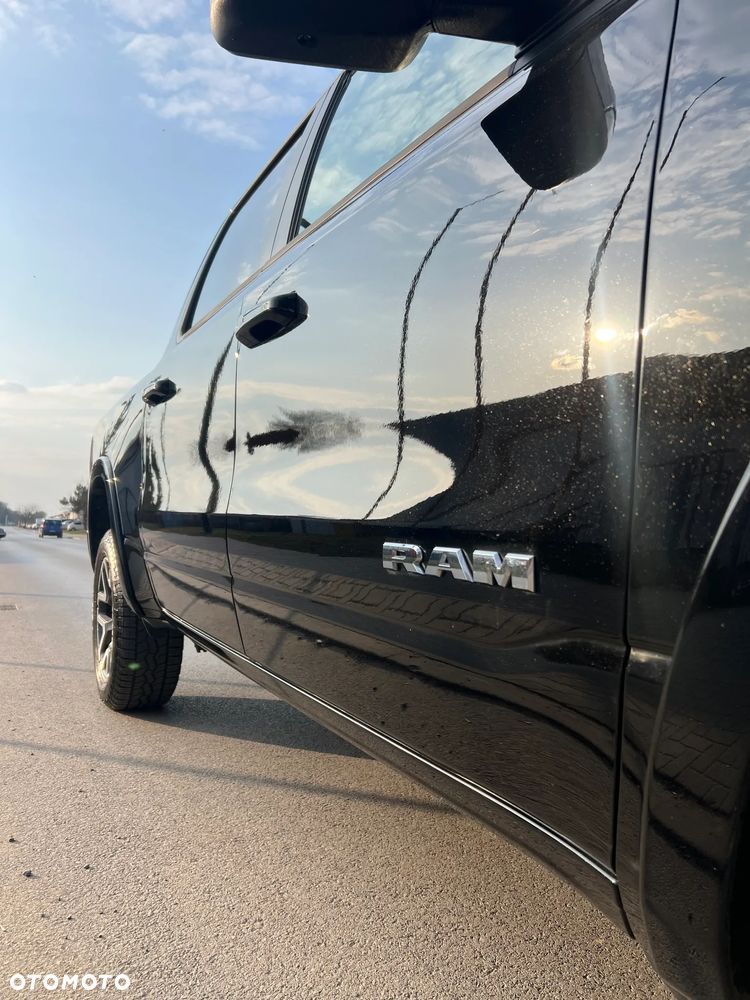 RAM 1500 Laramie Sport - 10